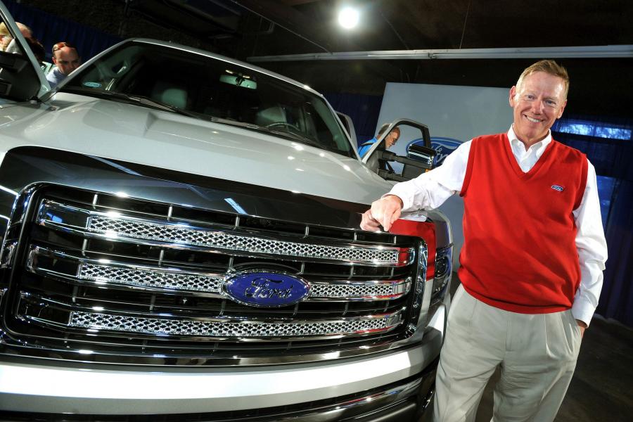  Ford F-150 Lariat 2013 года  (фото 2 из 23)